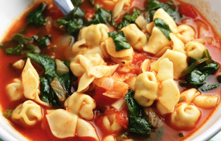 Chicken and Spinach Tortellini Soup